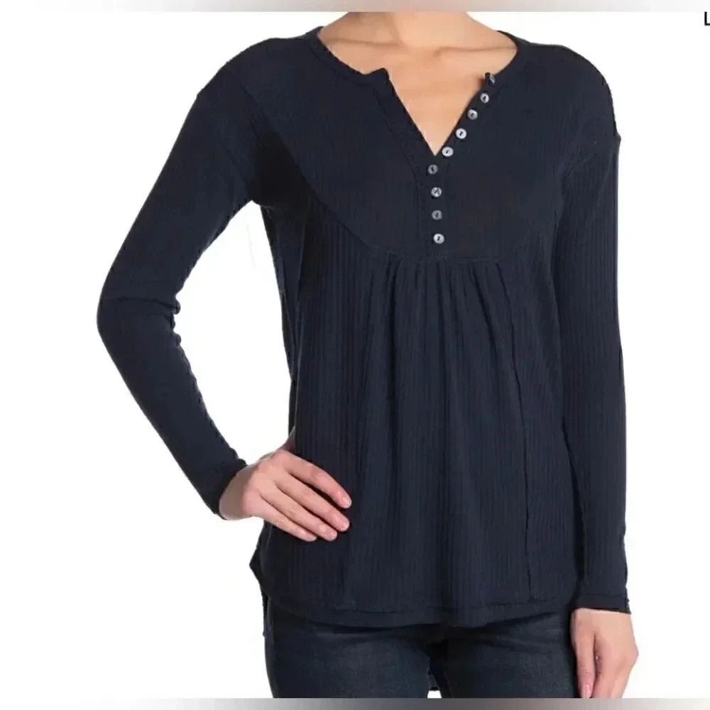 SWEET ROMEO Waffle Knit Oversized Henley Tunic Top in Optic Black Size 1X
